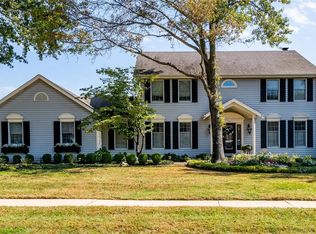 412 Jumper Hill Ct, Chesterfield, MO 63017