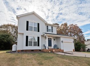 133 Valley Glen Dr, Troutman, NC 28166