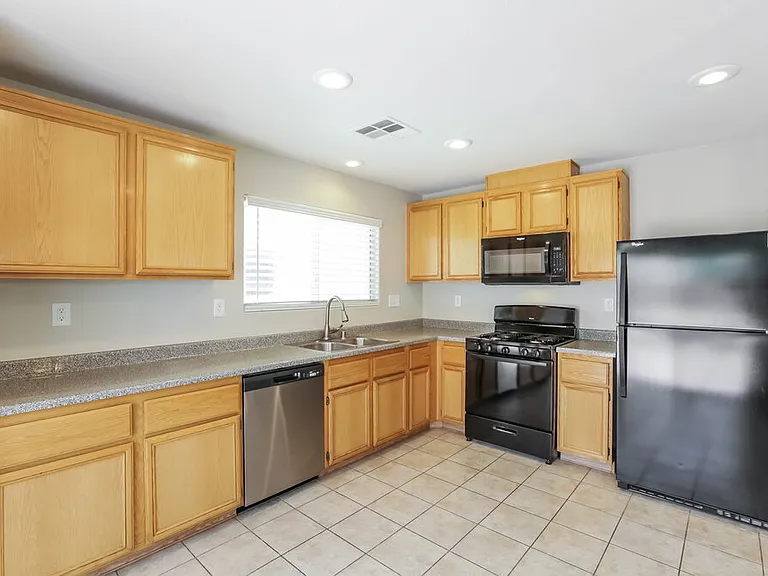8621 Palomino Ranch St — Photo 5