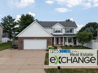 413 S 8th Ave, Eldridge, IA 52748
