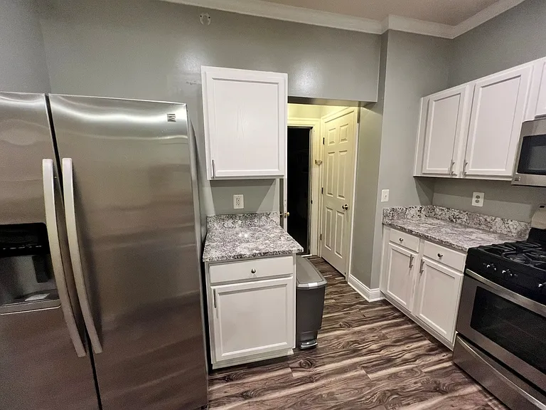Kitchen view to the Garage