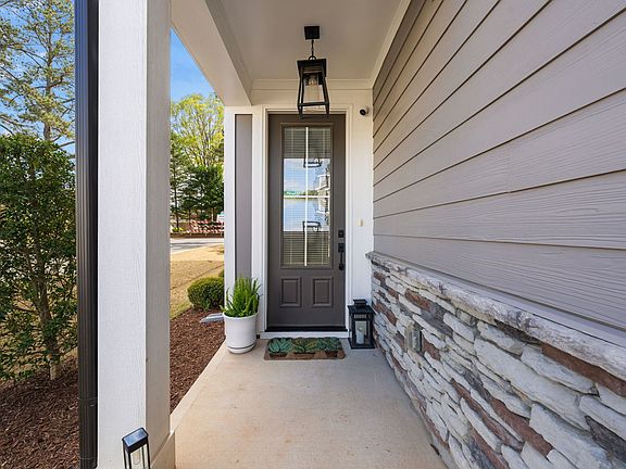 3rd image of 2501 Conland Pl