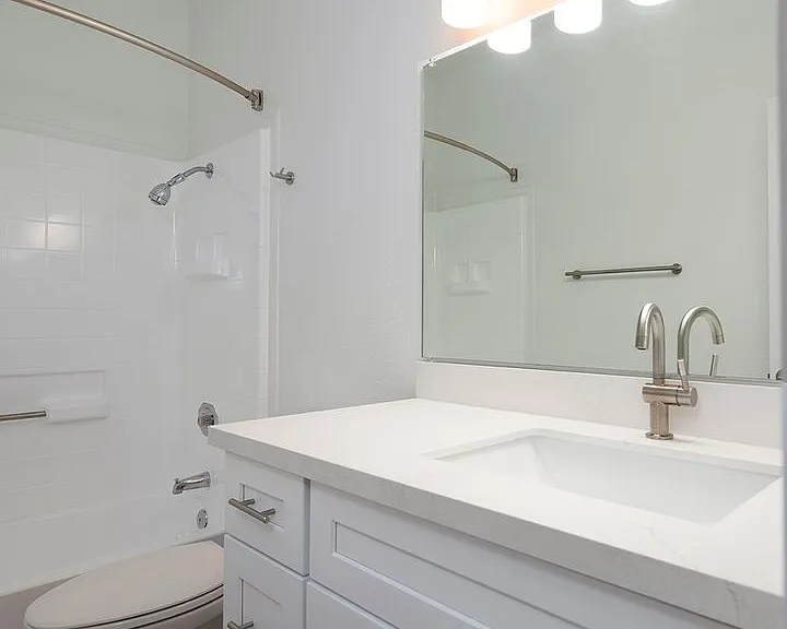 Golden Pacific Apartments — Photo 26