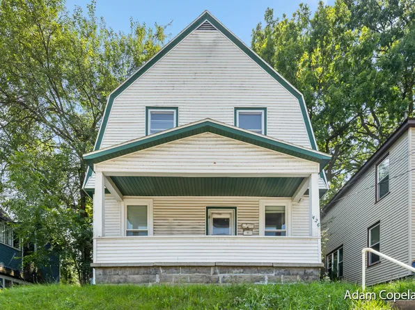 426 Leonard St NE, Grand Rapids, MI 49503