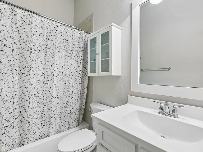 3028 Dustywood Dr — Photo 23