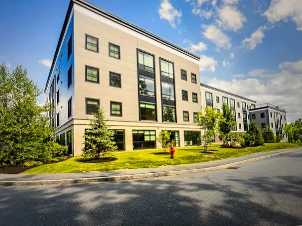 69 Etna Rd #318, Lebanon, NH 03766