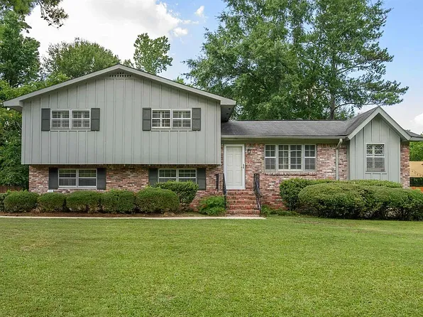 3437 Loch Ridge Dr, Birmingham, AL 35216