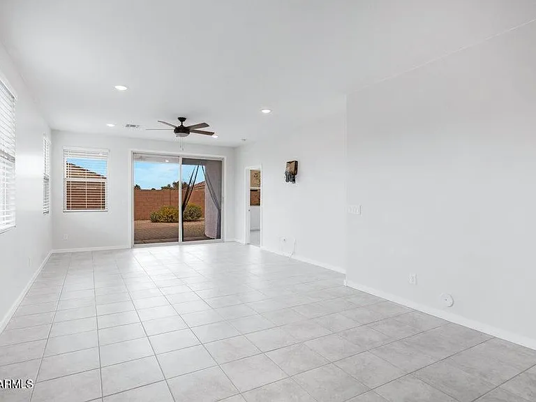 2570 E Corazon Trl — Photo 12