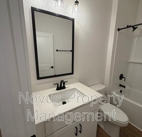 205 Laney Dr — Photo 9