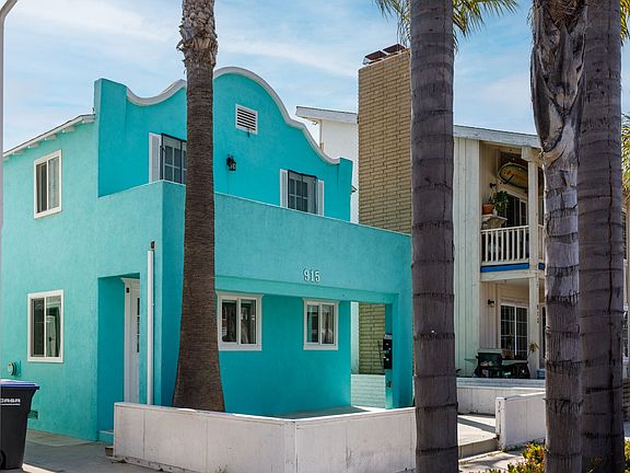 3rd image of 915 E Balboa Blvd APT B
