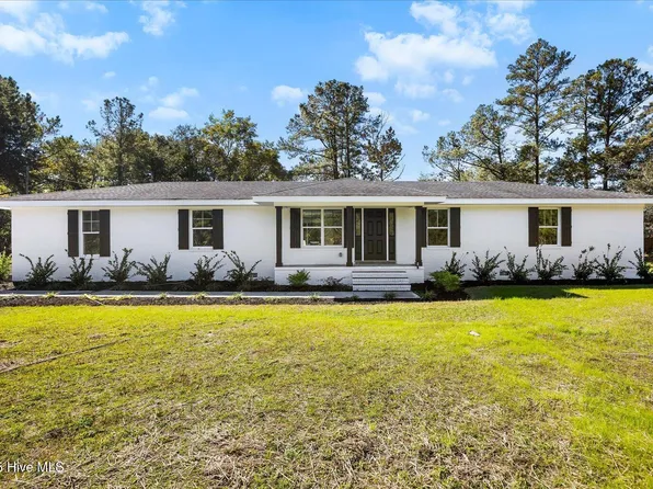 9329 Central Boulevard SE, Winnabow, NC 28479