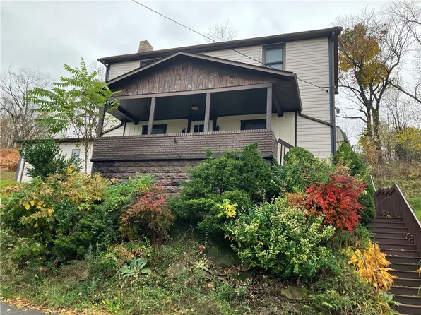 142 Railroad St, Mc Donald, PA 15057
