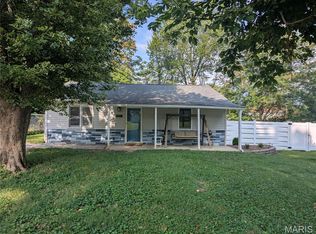 319 Giofre Ave, Maryville, IL