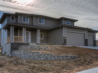 6671 Kara Dr, Papillion, NE 68133