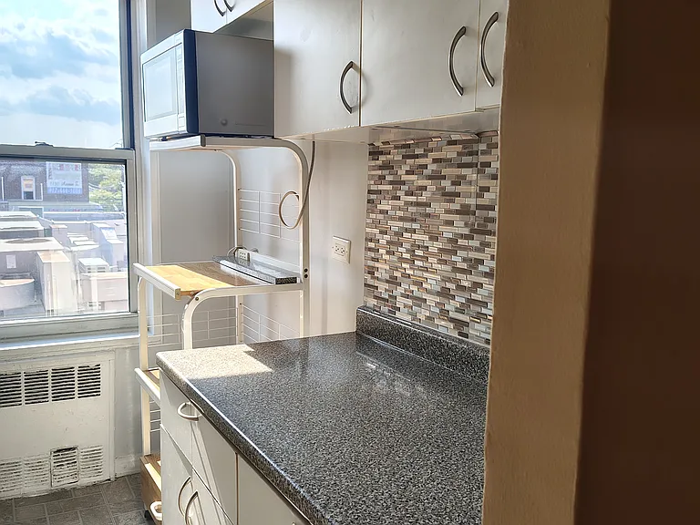 2626 Homecrest Ave #3P — Photo 8