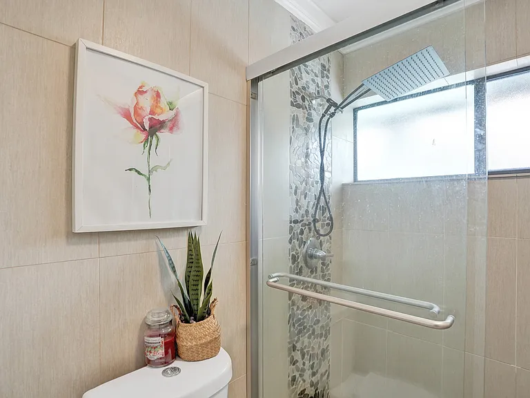 620 SW 100th Ave — Photo 45