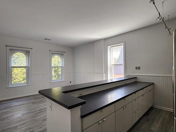 4th image of 106-108 S State St #3S