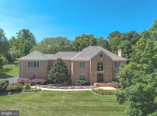 6 Hillspoint Ct, Lutherville Timonium, MD 21093