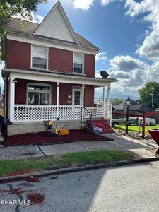 512 N 7th Ave, Altoona, PA, 16601