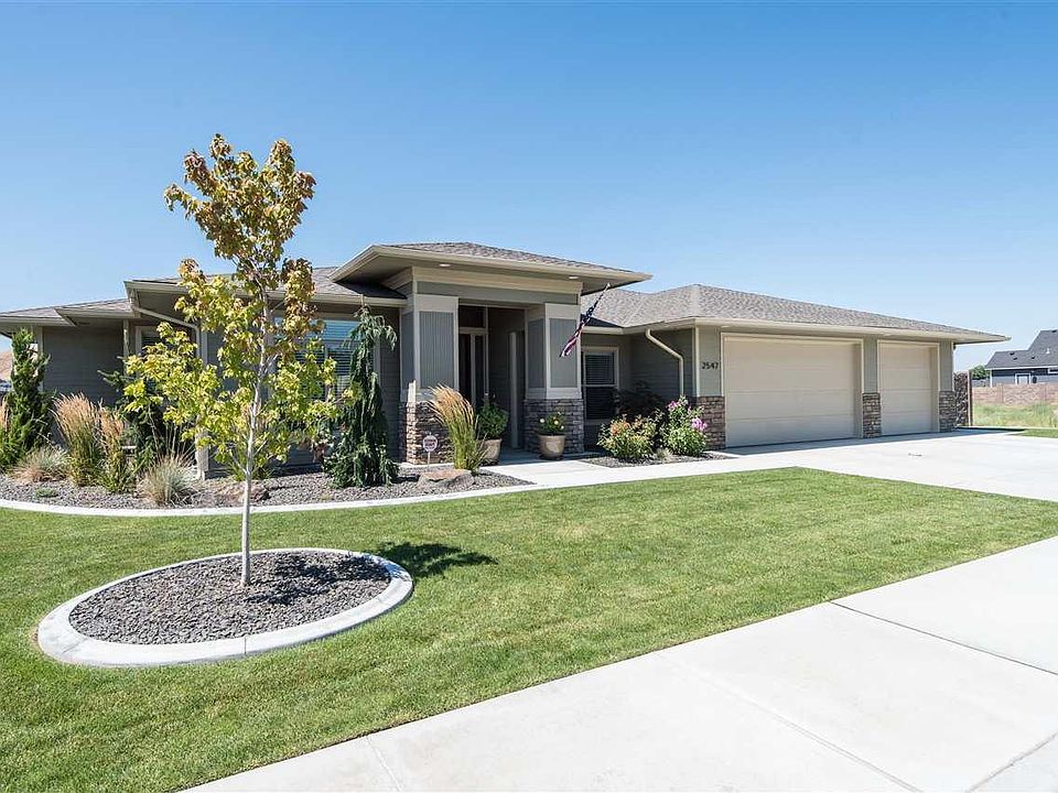 1st image of 2547 Tiger Ln