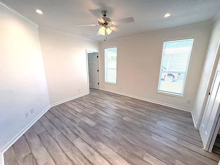 1057 Vervain Dr #1057E — Photo 10