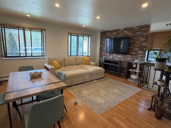 150-41 Centerville St #1D