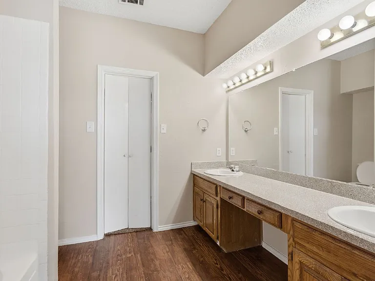 6324 Alissa Dr — Photo 19