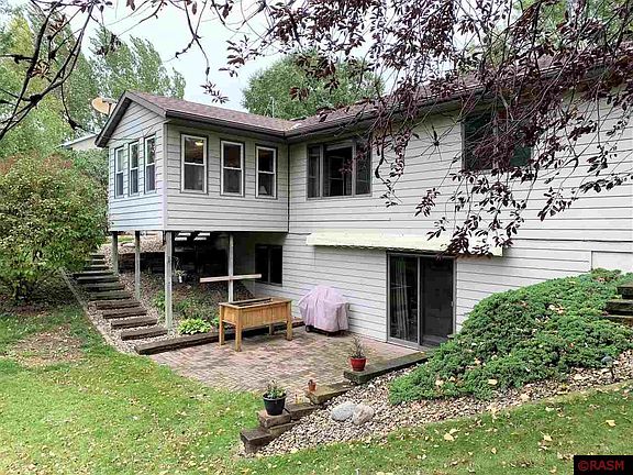 3rd image of 47900 Woodcock Dr