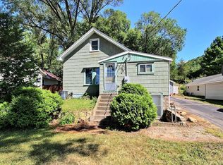 127 Main St, Genoa, WI 54632