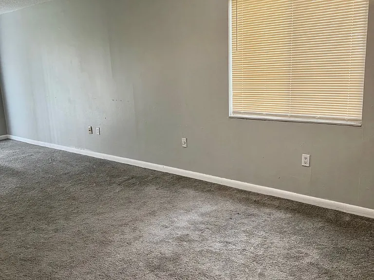 Unit Photo