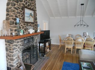 2421 Ocean Vista Dr, Seaside, OR 97138