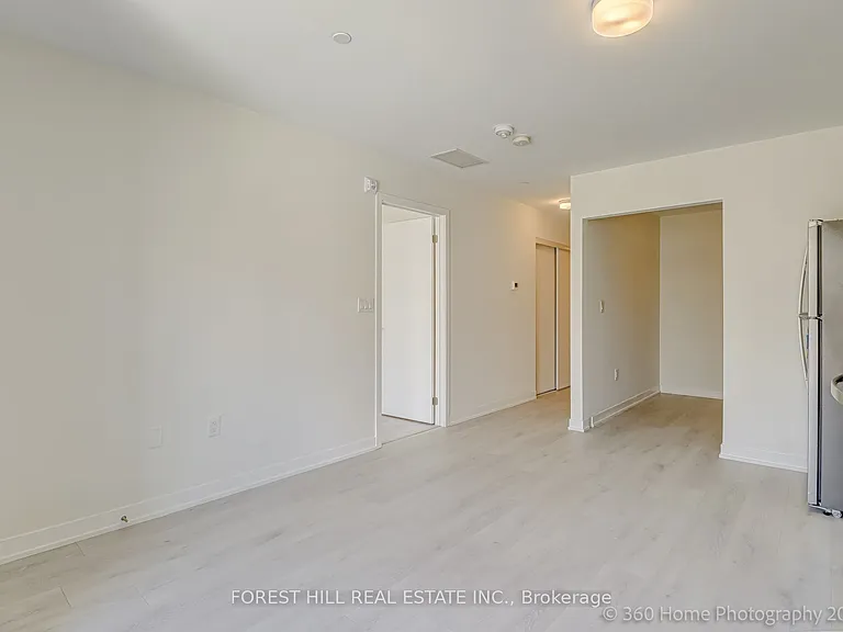 3401 Ridgeway Dr #305 — Photo 13