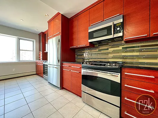 Rented by Realty 2000 Corp | media 48