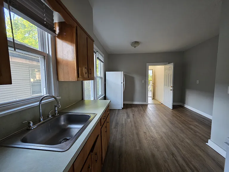 1226 Whalley Ave #B-2 — Photo 3