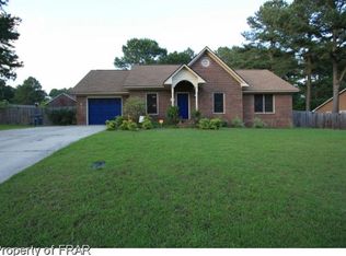 112 Whitechapel Ln, Raeford, NC 28376