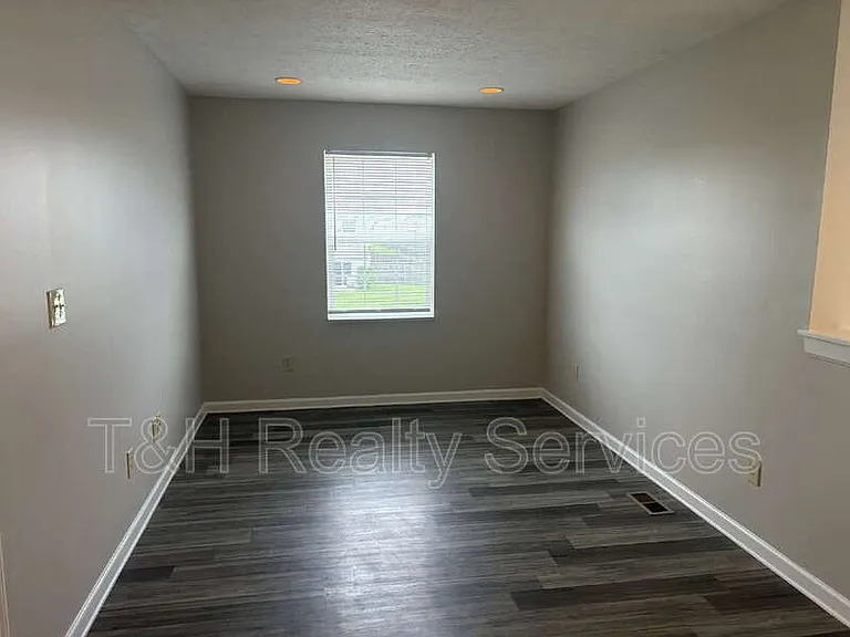 2273 Shadowbrook Trce — Photo 13
