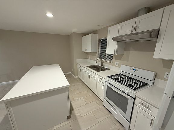 3rd image of 24860 Corley Ct #24858