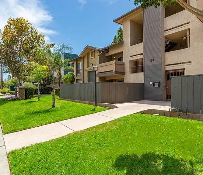 54 Woodlawn Ave Chula Vista CA-View Pointe Front of Community