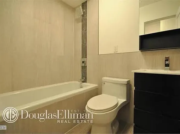 576 Marcy Avenue image 21 of 39