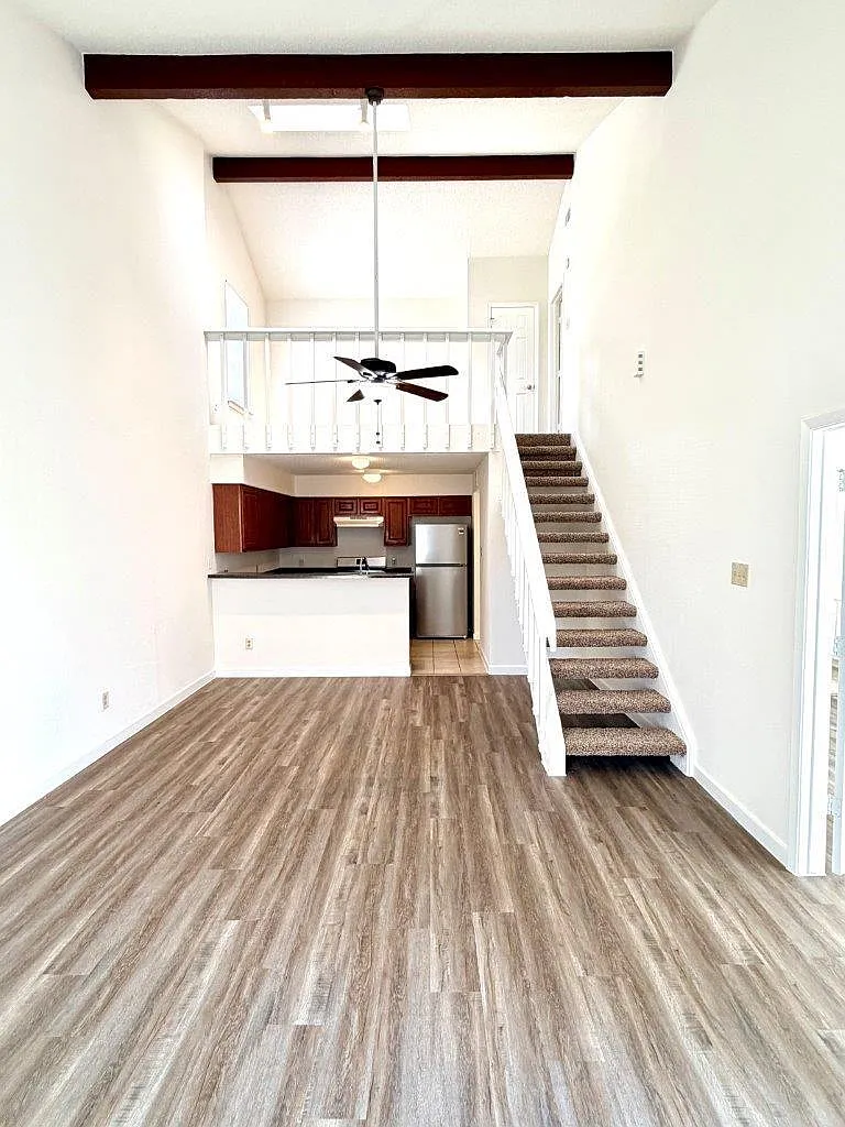 2 bed, 2.0 bath, 1252 sqft, $1,500 — Photo 2
