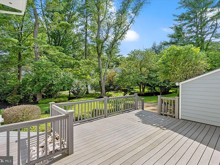206 Snowden Ln — Photo 34