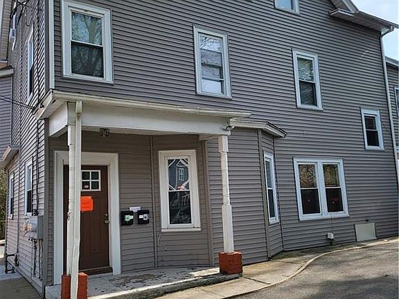 3rd image of 45 Ocean St