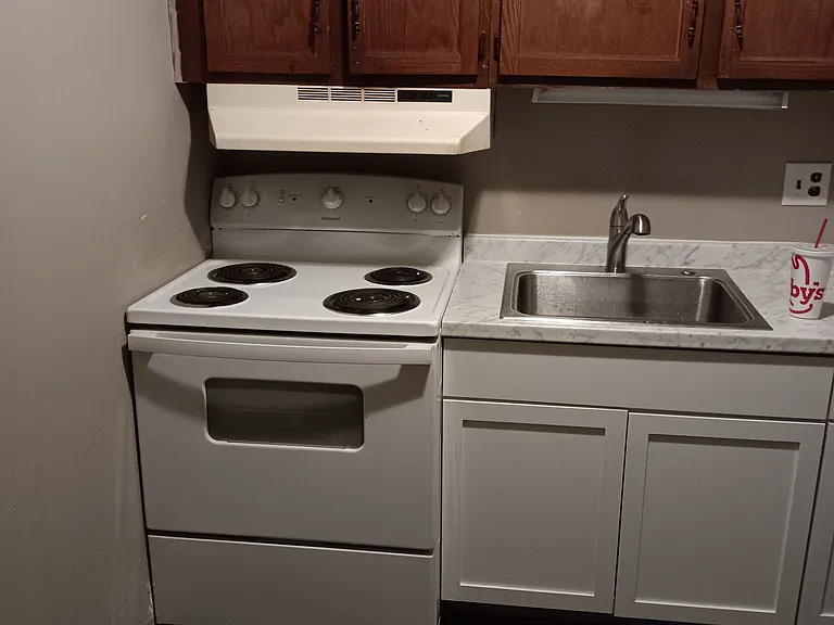 205 Foster St #13 — Photo 2