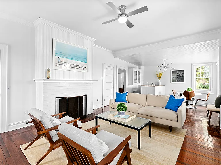 336 Bluff Rd — Photo 4