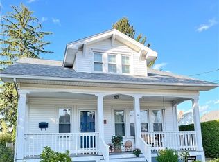 91 Filbert St, Hamden, CT 06517