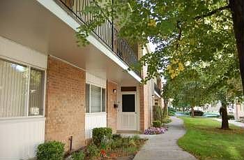 1st image of 820 E Three Ftns Dr