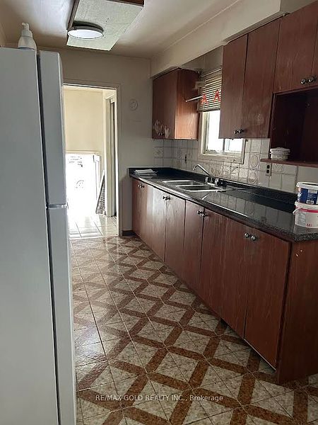 Mississauga House for rent - 3 Bedrooms — photo 4