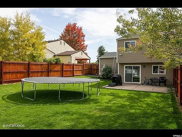 390 W 770 N — Photo 2