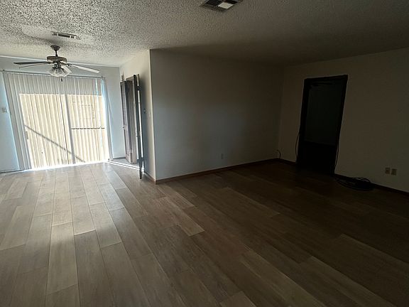5th image of 4115 Crow Rd #2