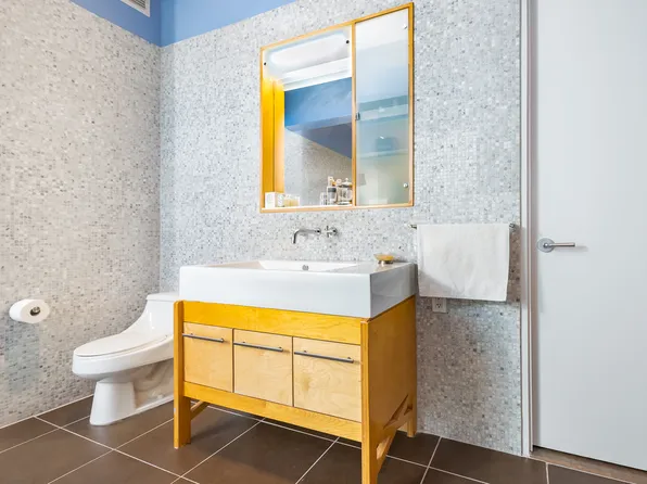 27-28 Thompson Avenue image 11 of 17